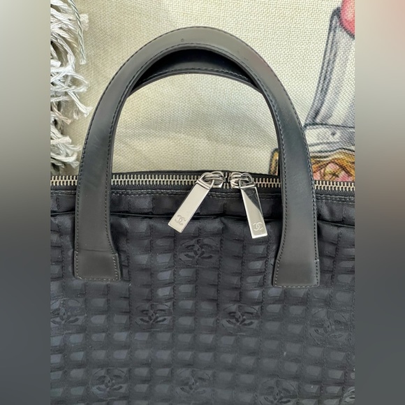 āļøCOAāļø CHANEL New Travel-Line Laptop Case W/D- RingsāļøGORGEOUS & Very Cleanāļø - Picture 4 of 17